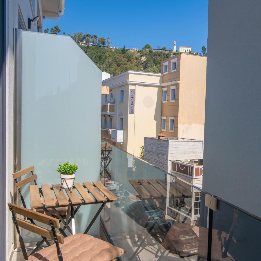 Cosy & Elegant Loft Suite In The City Center Zakynthos Town Exterior photo