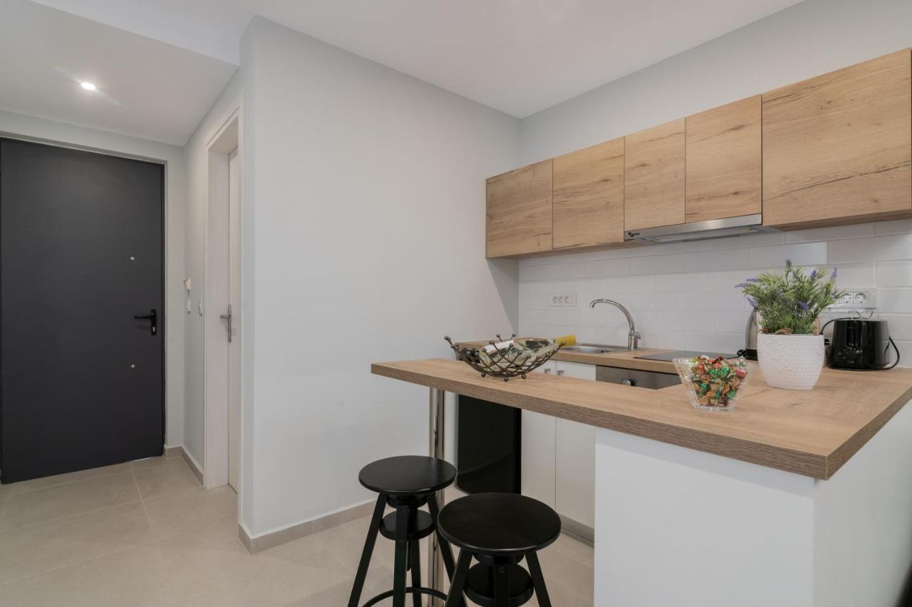Cosy & Elegant Loft Suite In The City Center Zakynthos Town Exterior photo