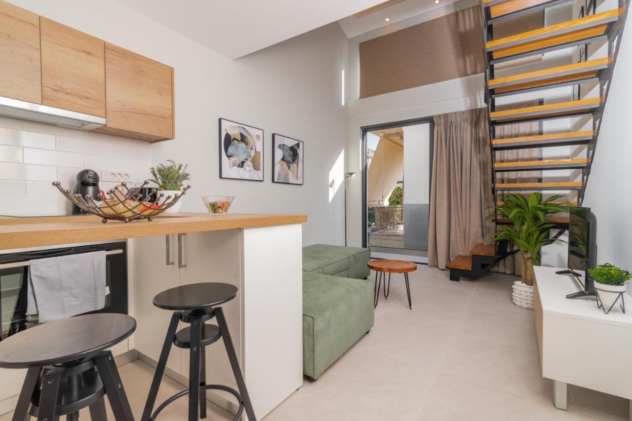 Cosy & Elegant Loft Suite In The City Center Zakynthos Town Exterior photo